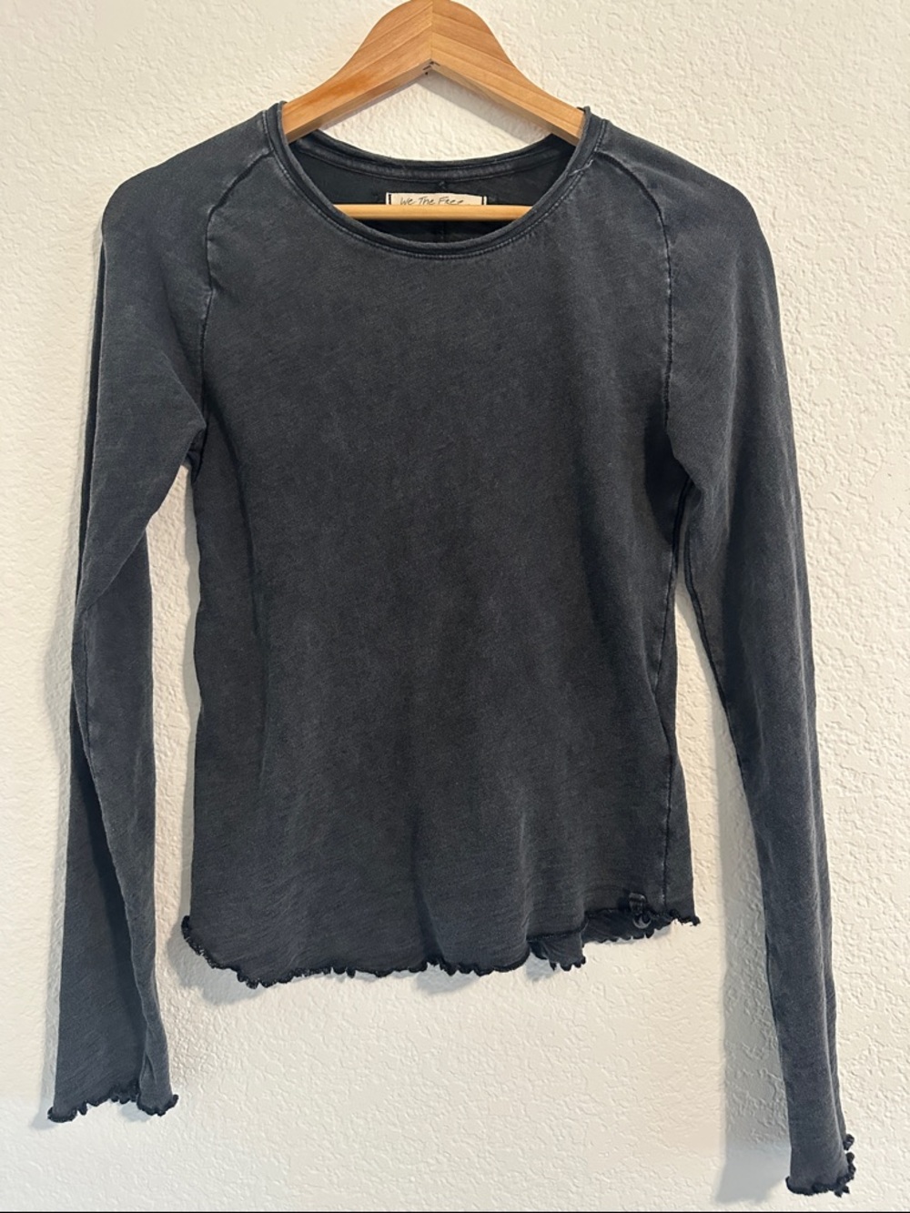 Free People - We The Free - Lettuce Hem Long Sleeve - Distressed Black - Size M